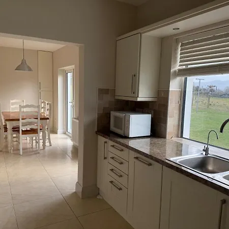 Carhan River - 度假居 凯尔西温